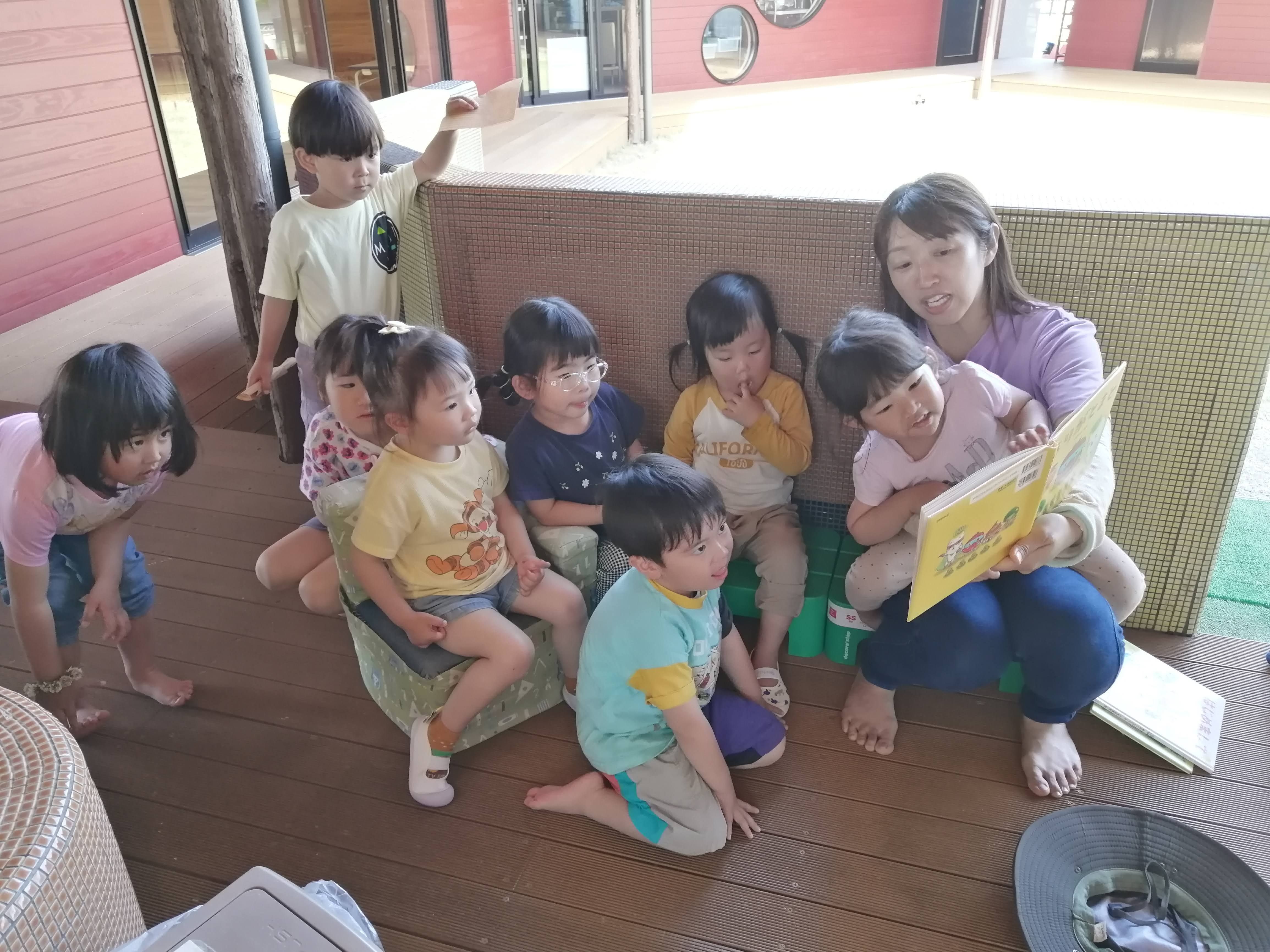 見て、触れて、完成をそだてる