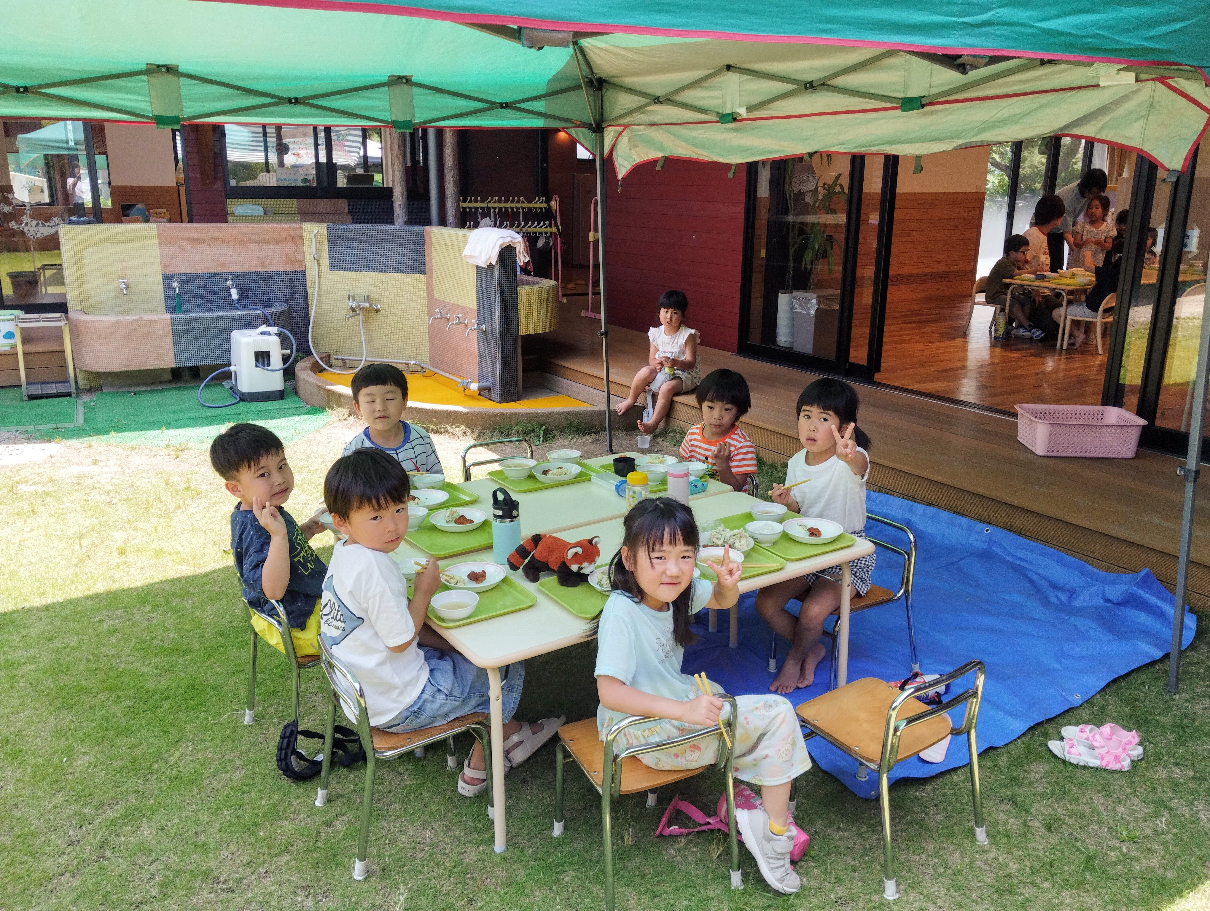 見て、触れて、完成をそだてる